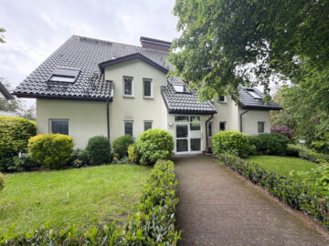 Ankommen. Wohlfühlen. Ein Zuhause zum Leben, Entspannen und Großwerden. - Hausansicht