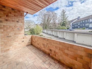 Kein Neubau. Kein Standard. Dafür ein Zuhause mit Balkon und Garage. - IMG_0744